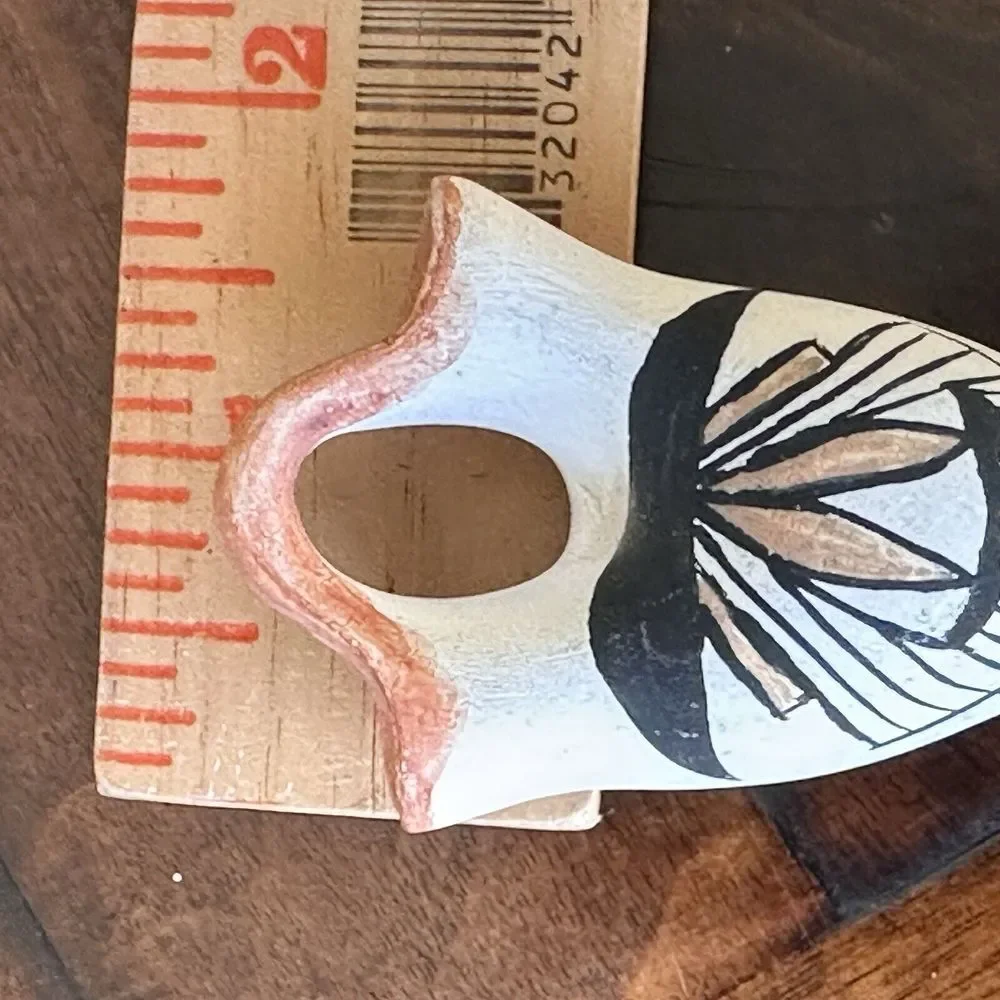 VTG Isleta Pueblo New Mexico Pottery Mini‎ Wedding Vase 2 Inch Native American